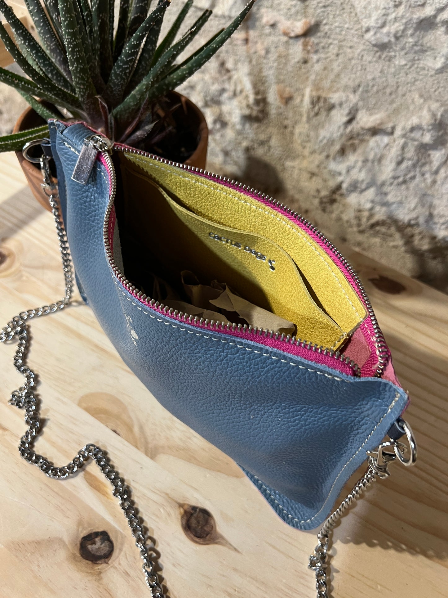 YUCCA NUOVA COLLEZIONE
