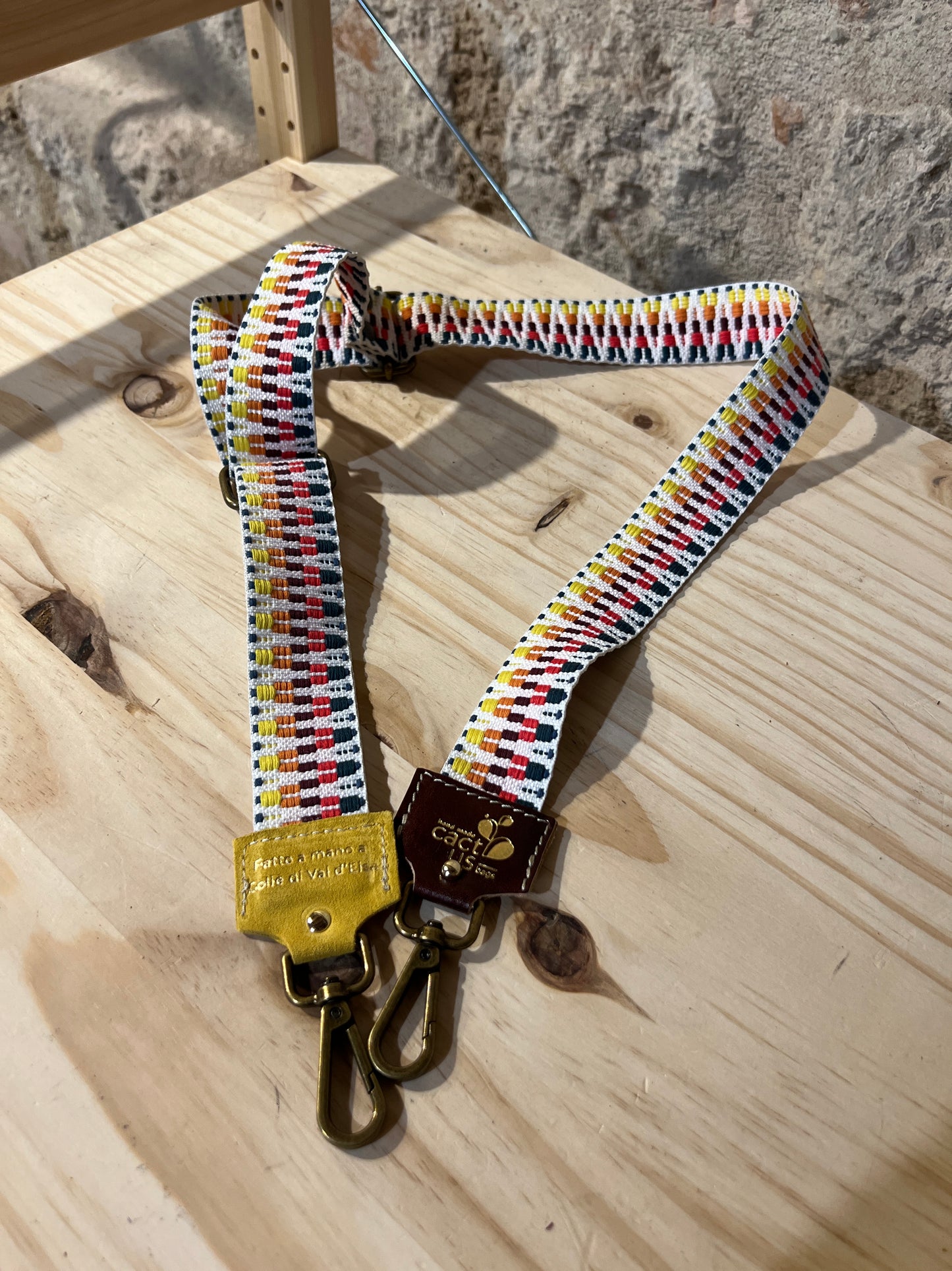 TRACOLLA IN TESSUTO, FINITURE COLOR OTTONE, LARGHEZZA 4 CM