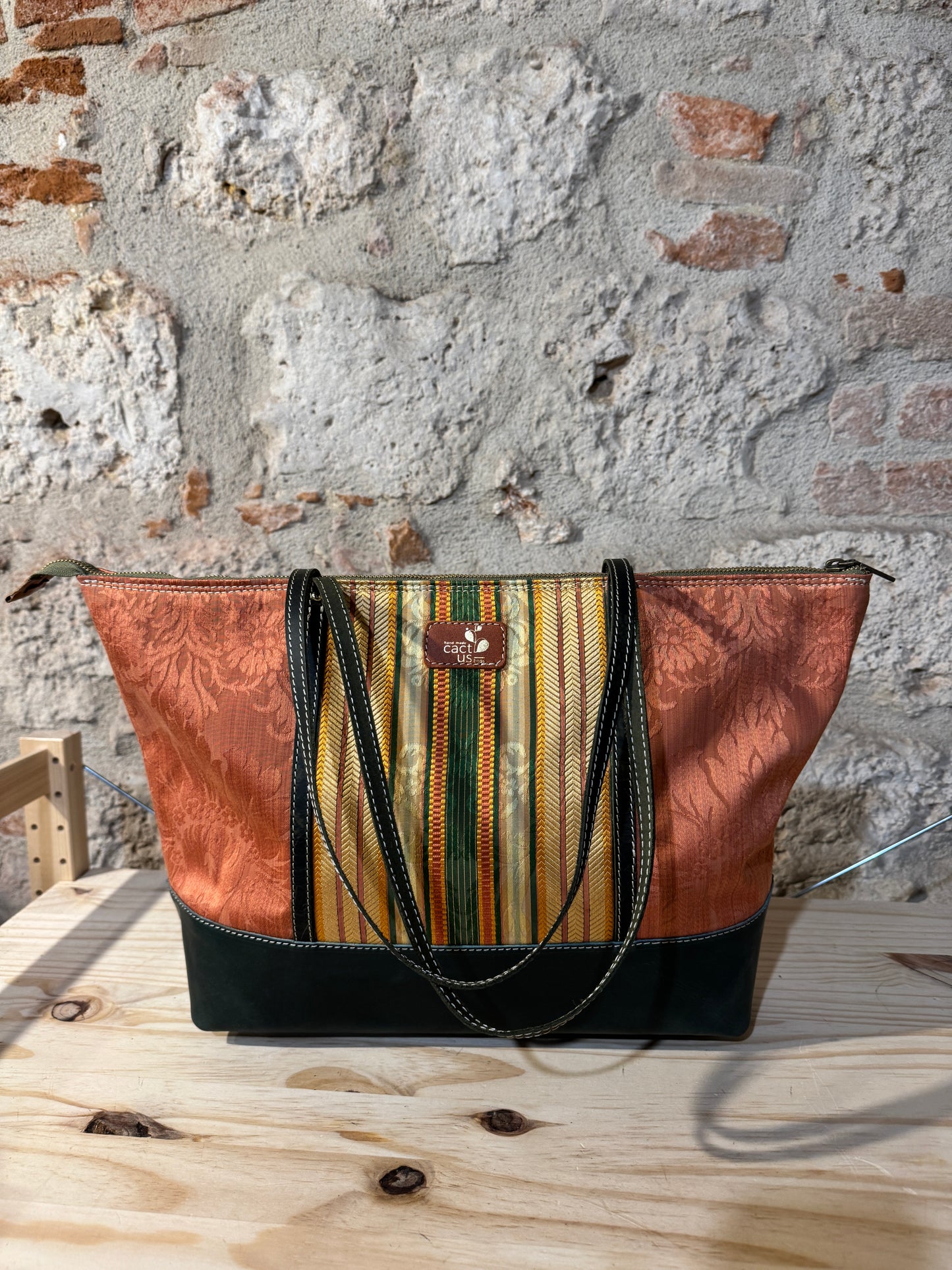 NUOVA ORBEA PELLE E TESSUTO