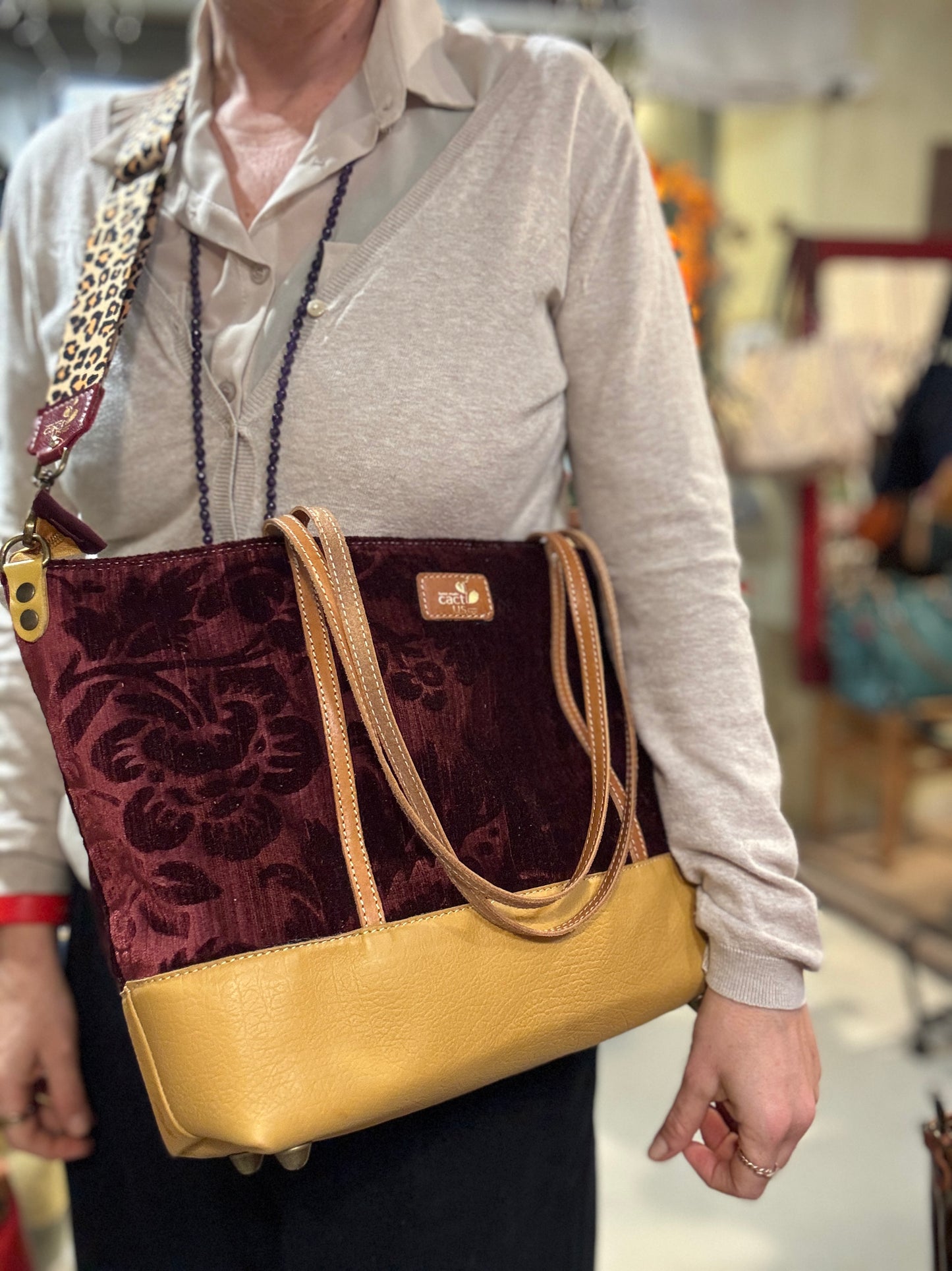 NUOVA ORBEA PELLE E TESSUTO