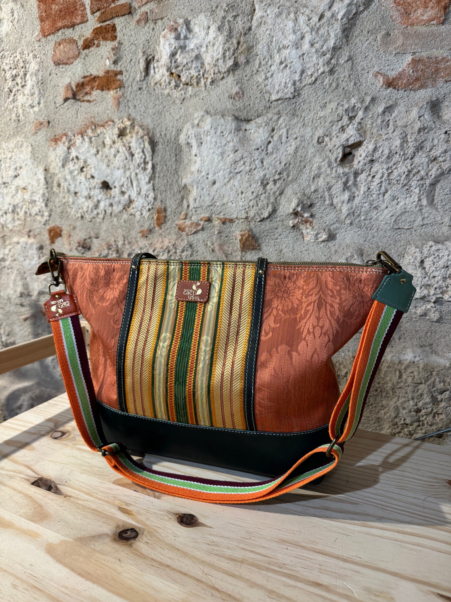 NUOVA ORBEA PELLE E TESSUTO