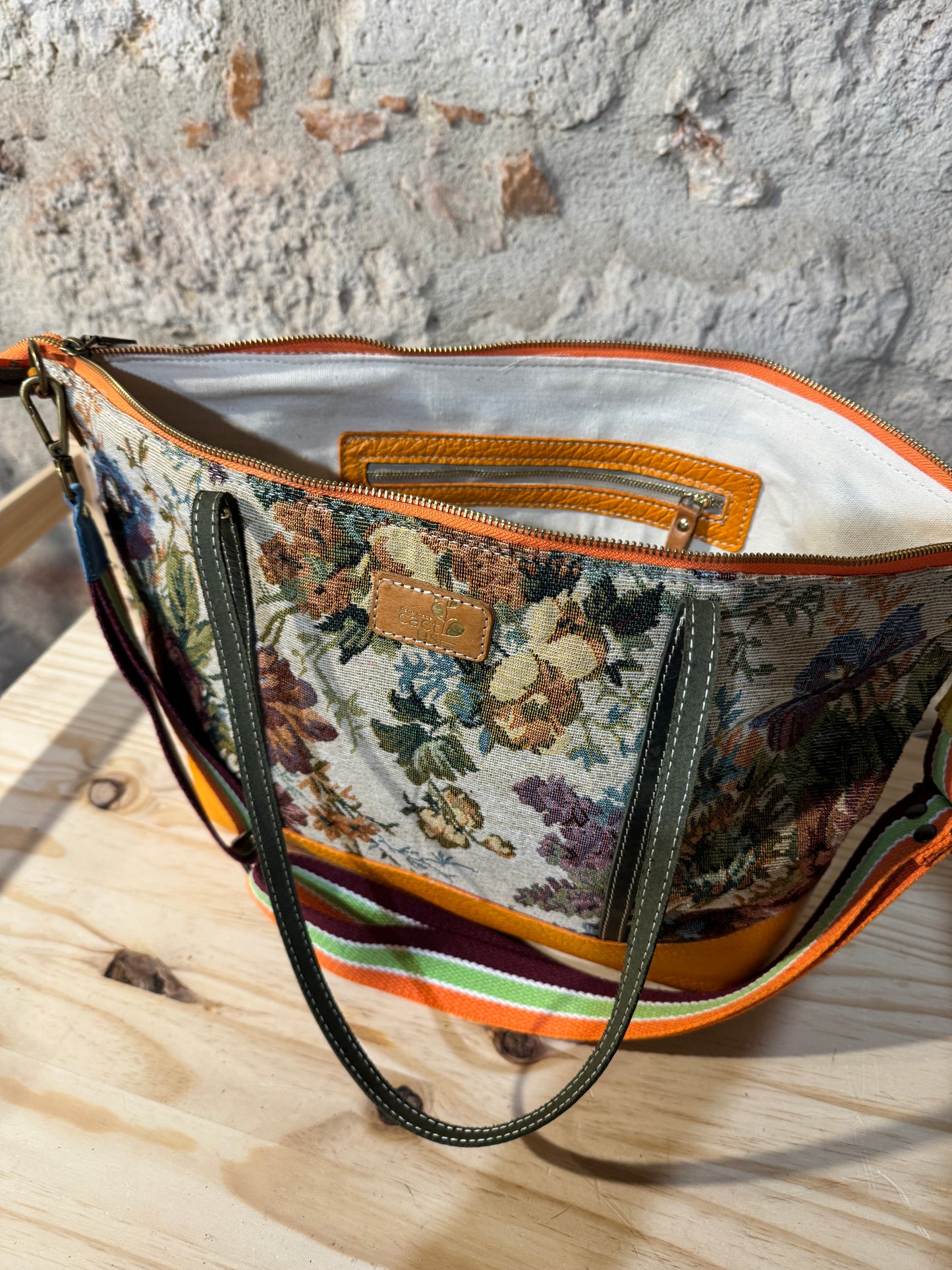 NUOVA ORBEA PELLE E TESSUTO