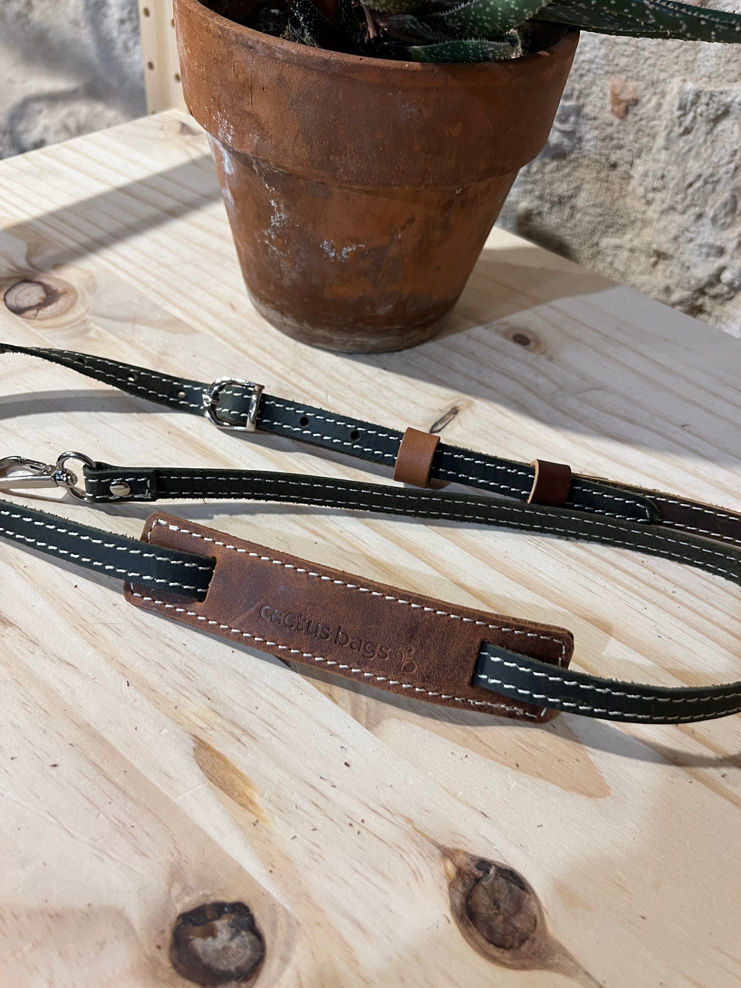 TRACOLLA IN PELLE accessori in Argento