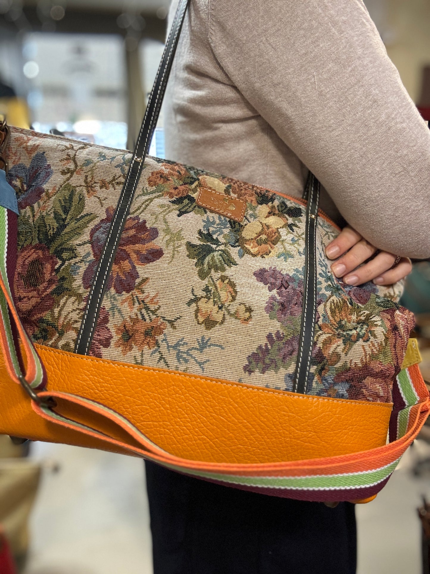 NUOVA ORBEA PELLE E TESSUTO