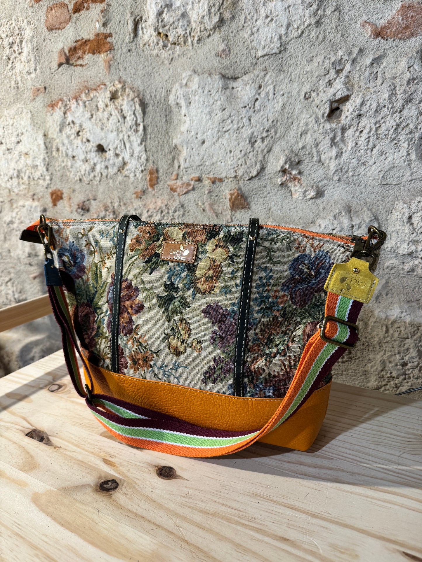 NUOVA ORBEA PELLE E TESSUTO