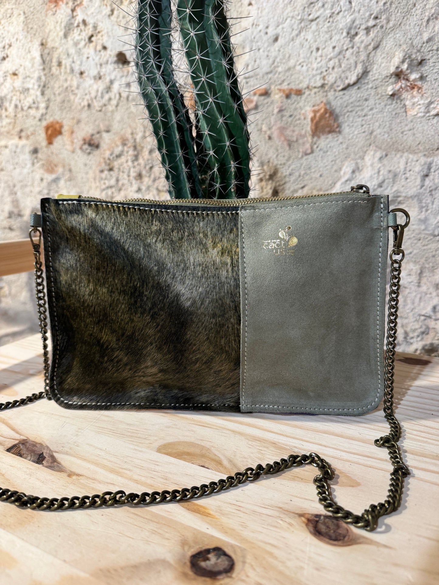 YUCCA NUOVA COLLEZIONE in CAVALLINO