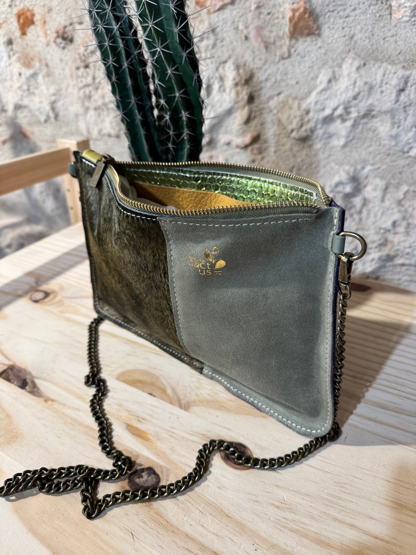 YUCCA NUOVA COLLEZIONE in CAVALLINO