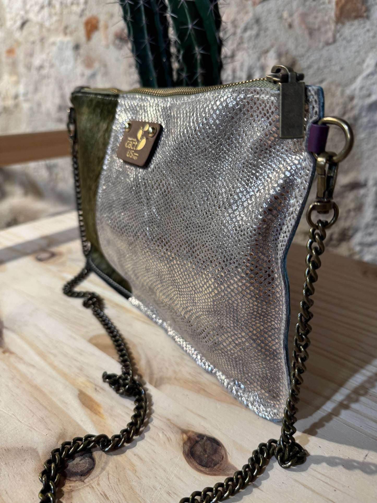 YUCCA NUOVA COLLEZIONE in CAVALLINO