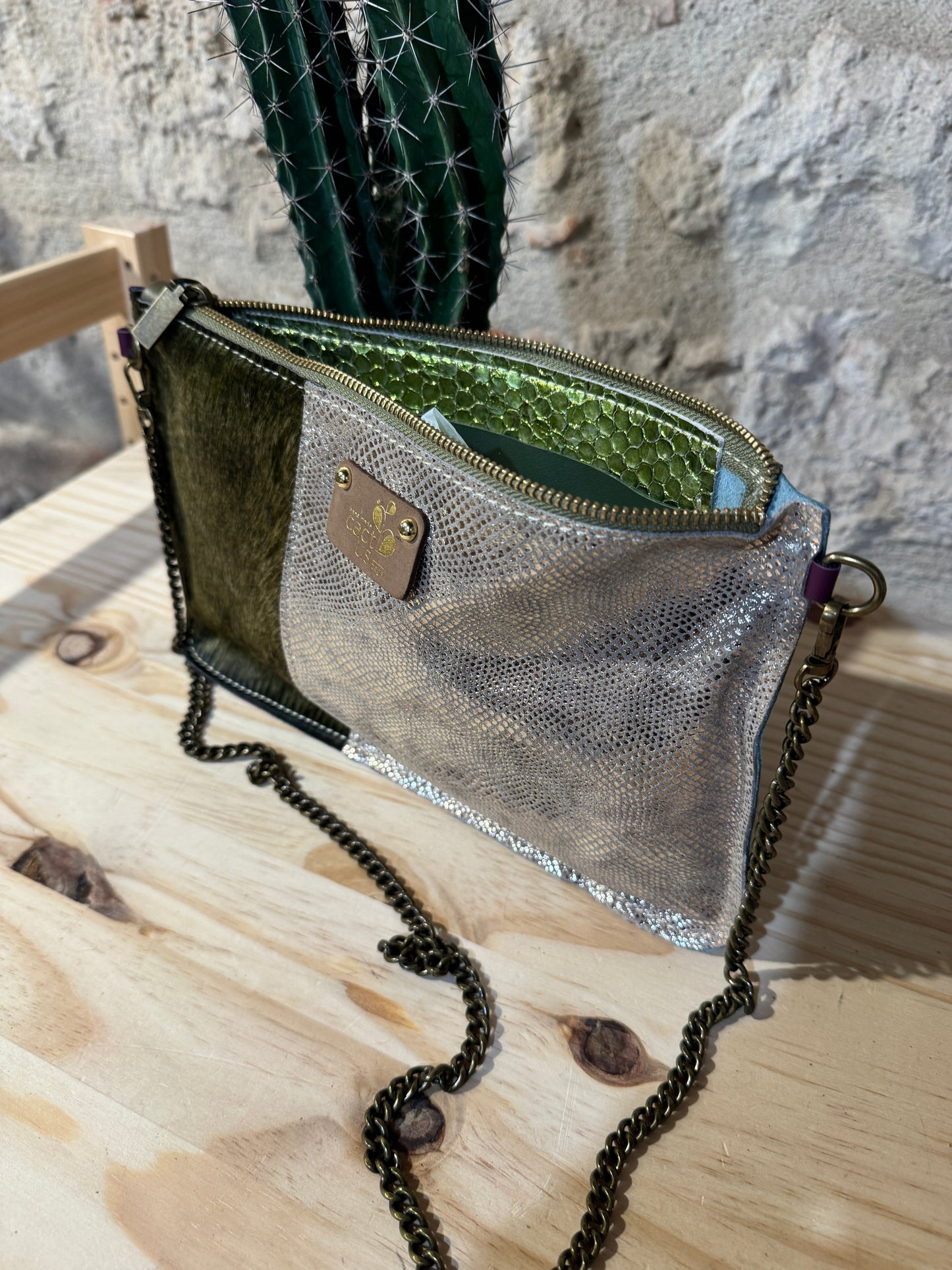 YUCCA NUOVA COLLEZIONE in CAVALLINO