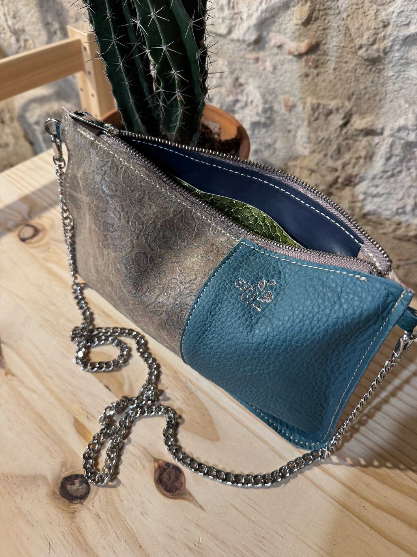 YUCCA NUOVA COLLEZIONE