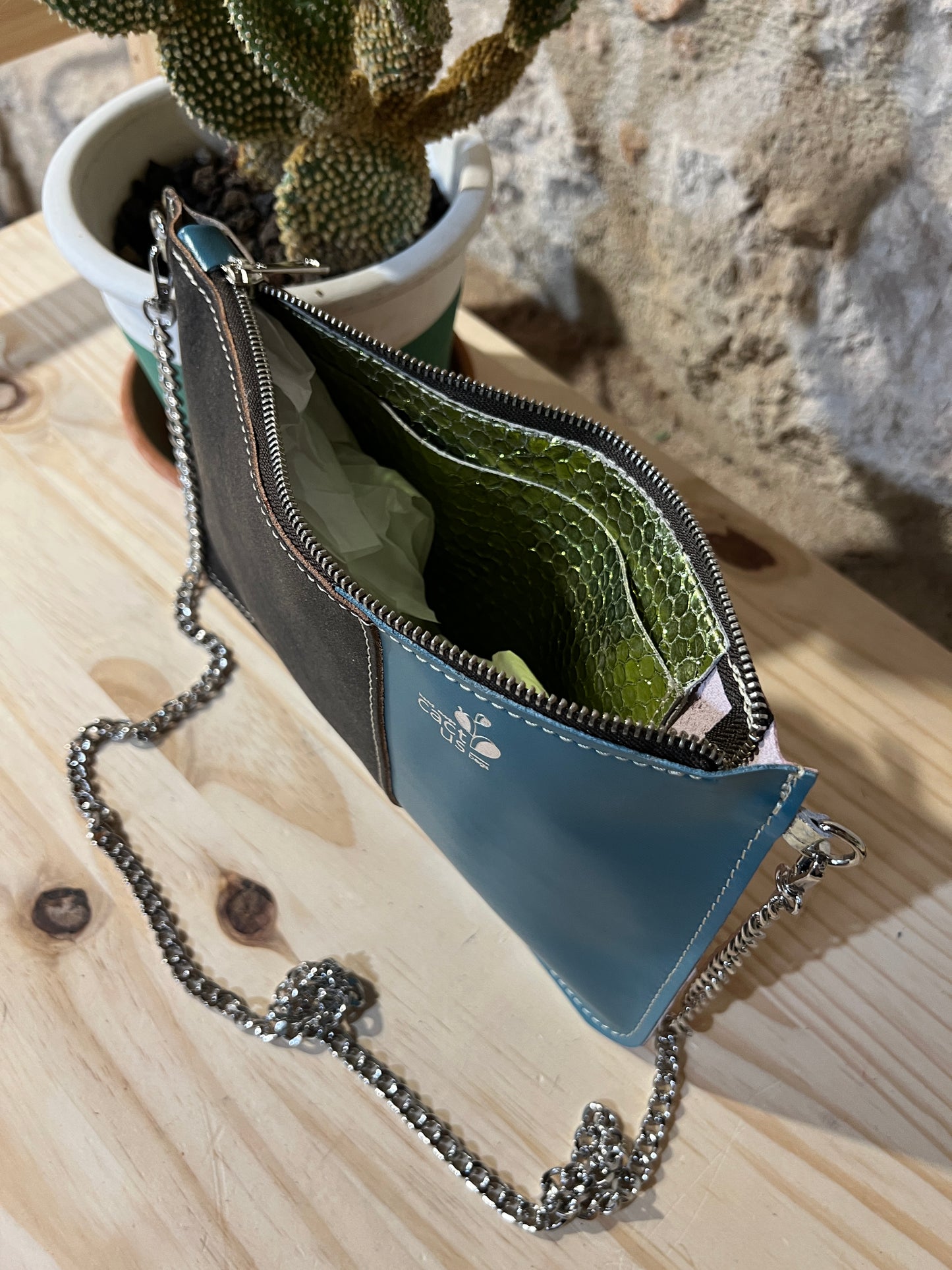 YUCCA NUOVA COLLEZIONE