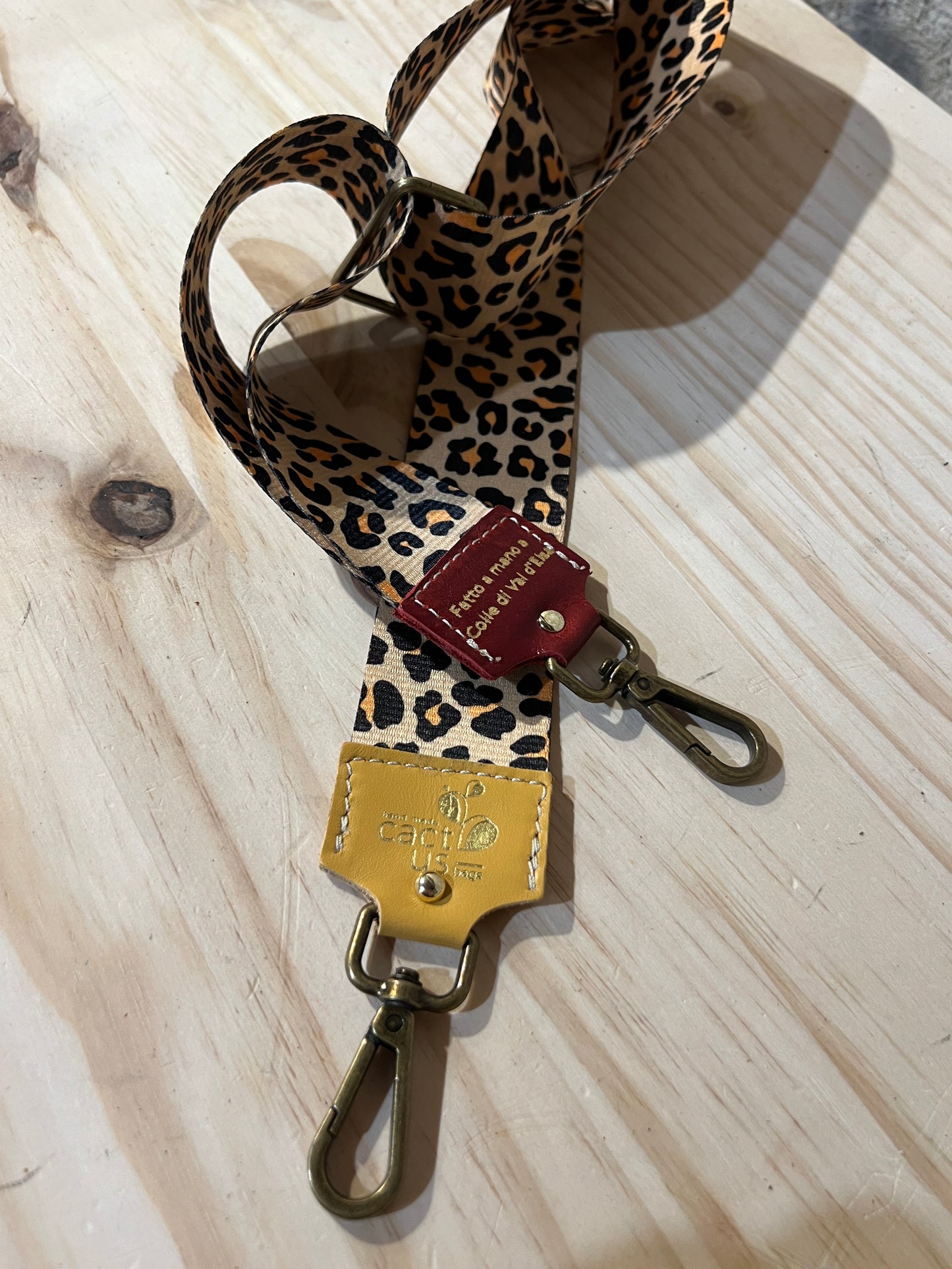 TRACOLLA IN TESSUTO, FINITURE IN OTTONE LARGHEZZA 5 CM