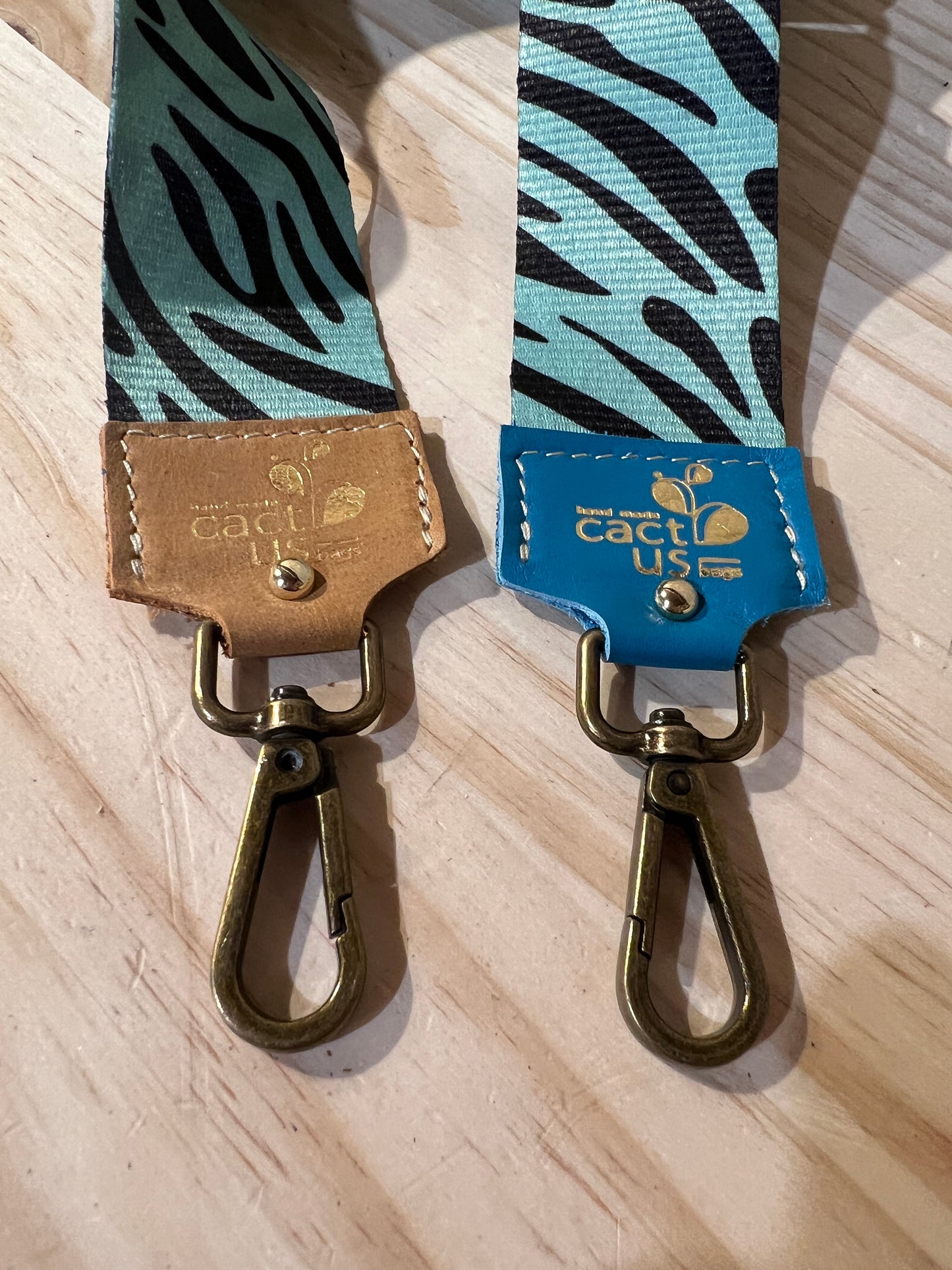 TRACOLLA IN TESSUTO, FINITURE IN OTTONE LARGHEZZA 5 CM