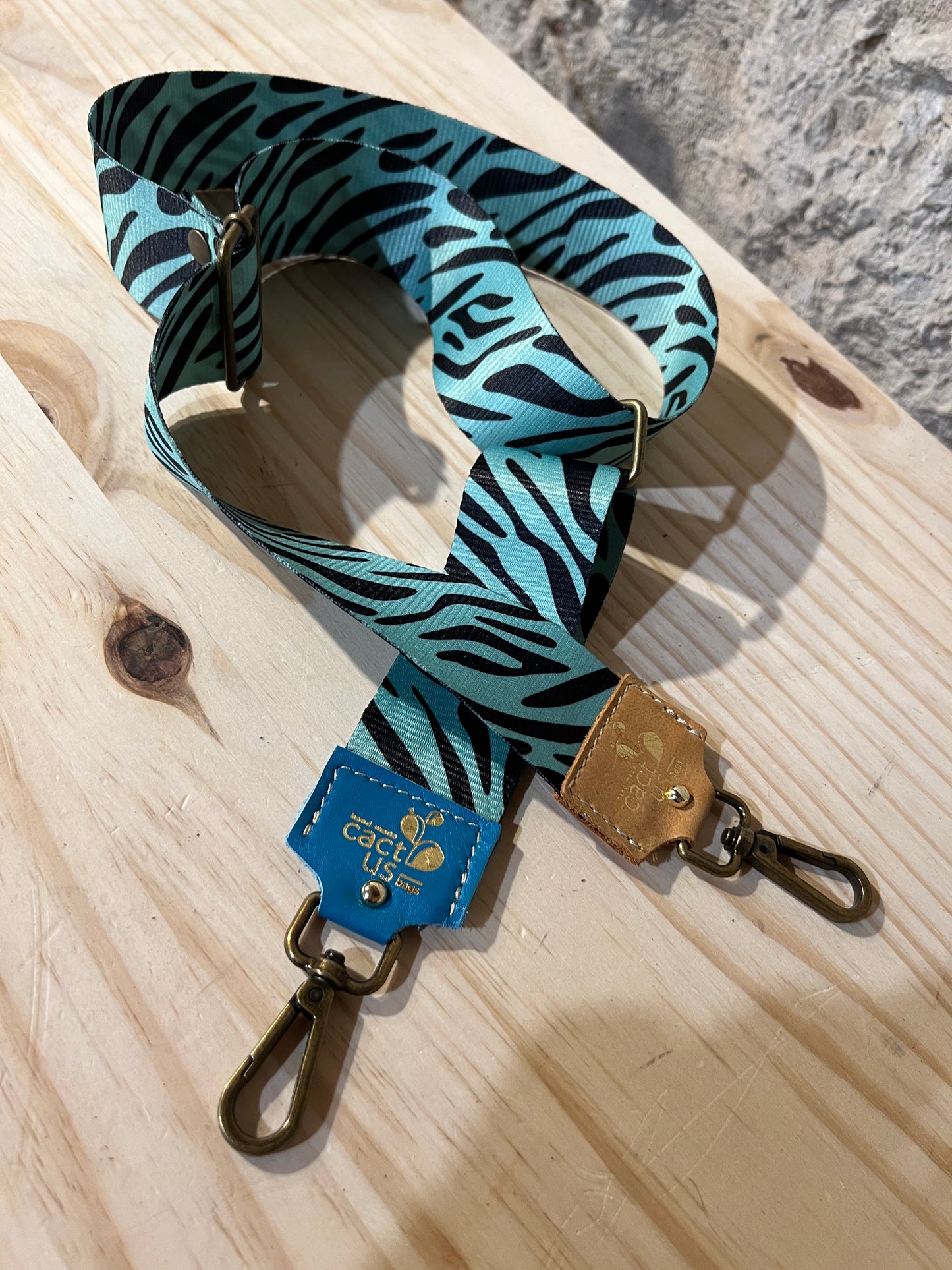 TRACOLLA IN TESSUTO, FINITURE IN OTTONE LARGHEZZA 5 CM