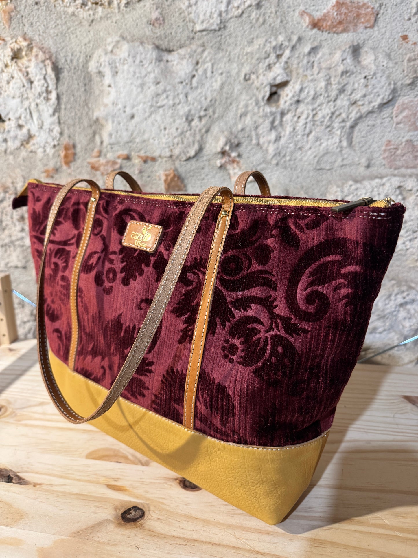 NUOVA ORBEA PELLE E TESSUTO