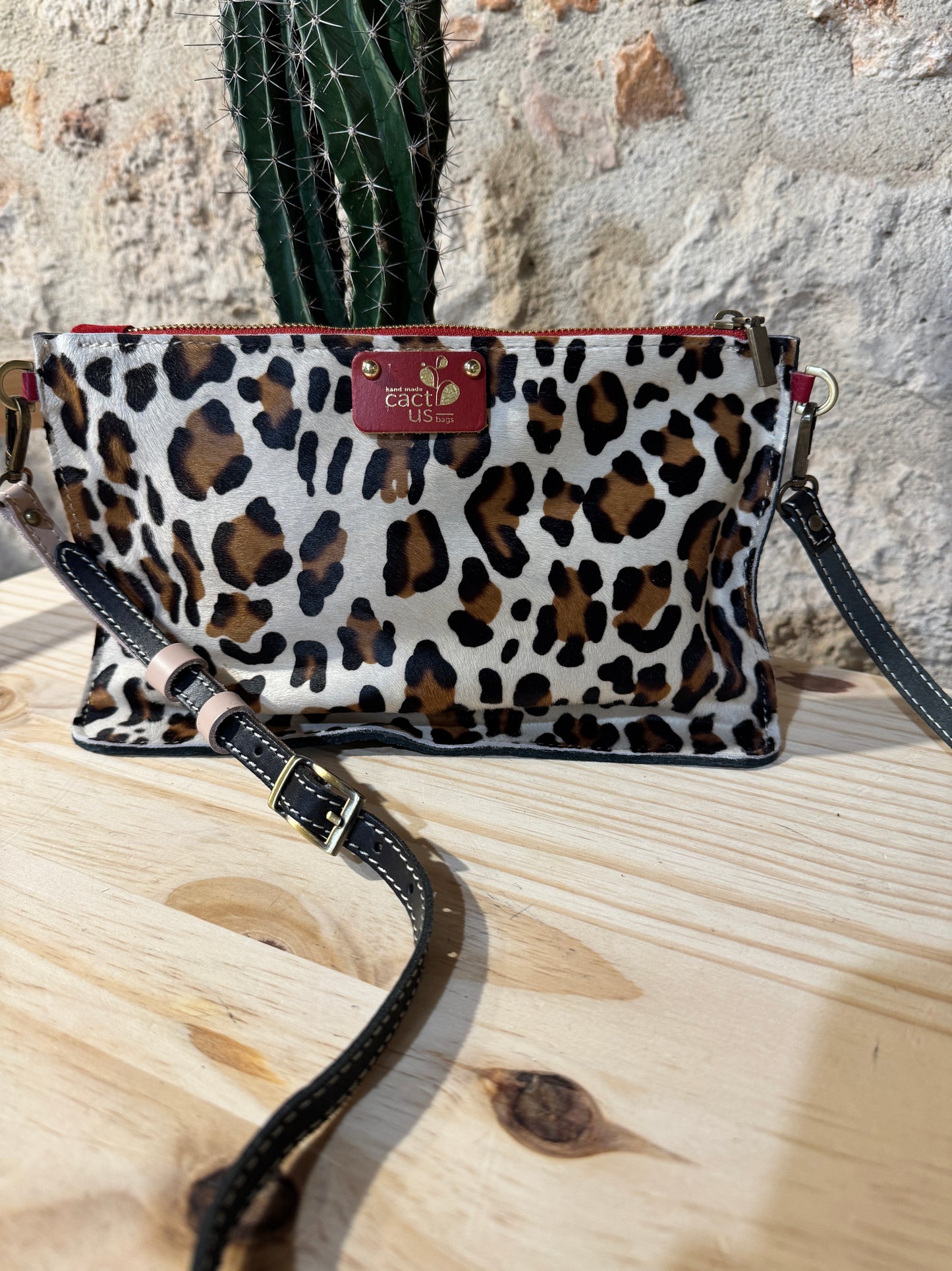 YUCCA NUOVA COLLEZIONE in CAVALLINO